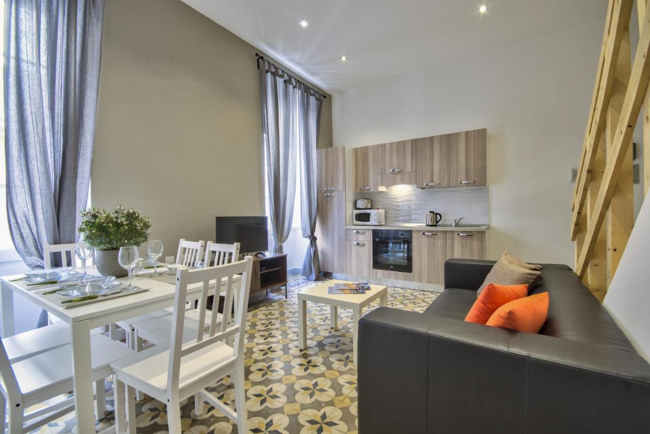 Appartamento Borgo 1 & 2 Bedroom Self-catering Units In *